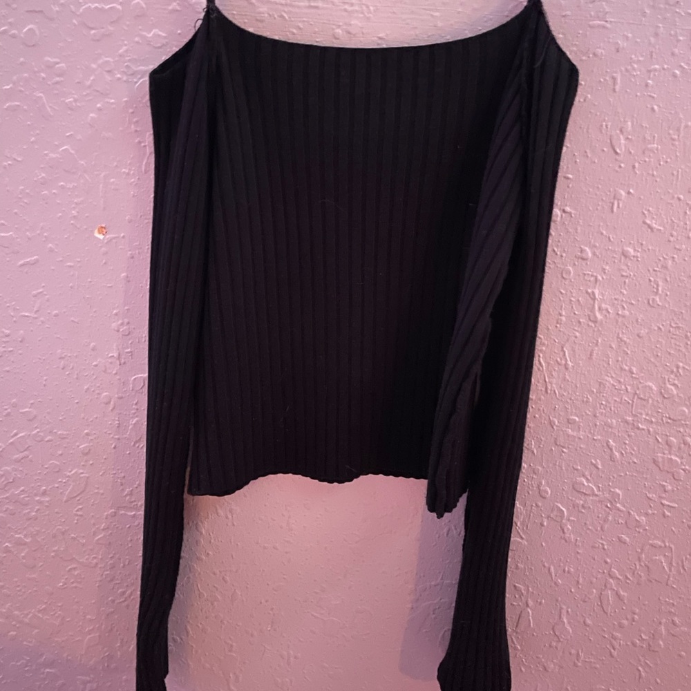 By Season black long sleeve crop top